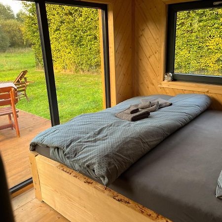 Obytny Kontejner Cabin Stars Hotel Zator ภายนอก รูปภาพ