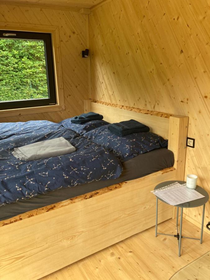 Obytny Kontejner Cabin Stars Hotel Zator ภายนอก รูปภาพ