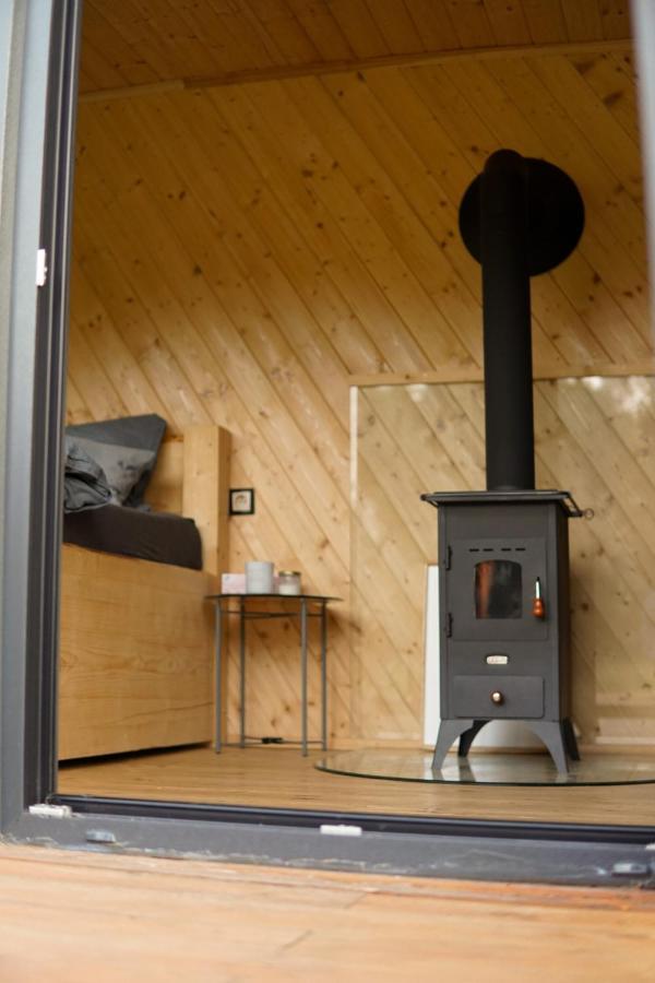 Obytny Kontejner Cabin Stars Zator ภายนอก รูปภาพ